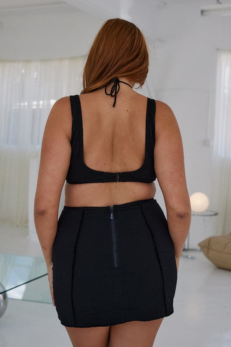 Adriana Dress in Onyx - Image 6